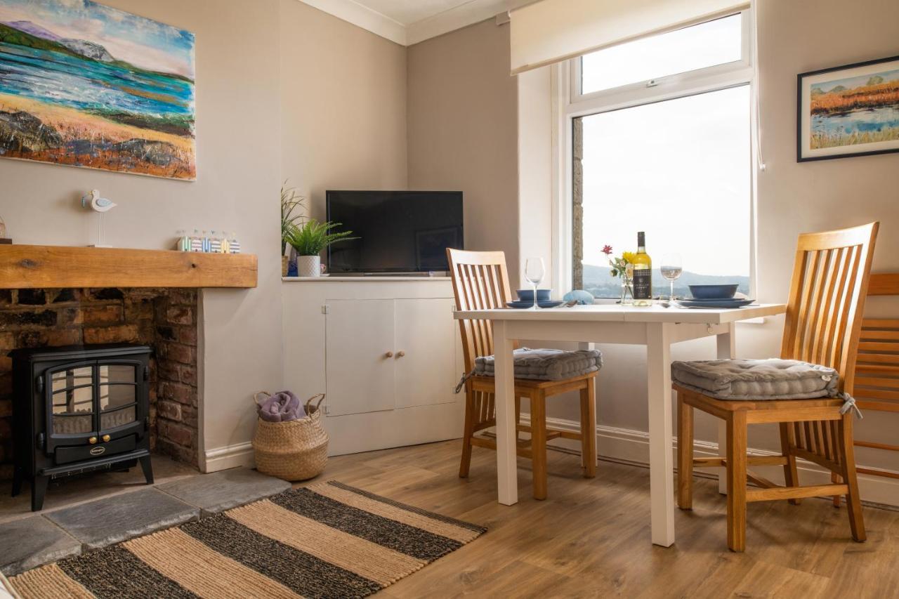 Windy Ridge Terrace With Beautiful Sea Views, North Wales Coast Old Colwyn Exterior foto