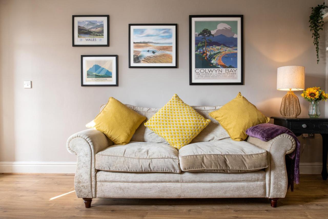 Windy Ridge Terrace With Beautiful Sea Views, North Wales Coast Old Colwyn Exterior foto